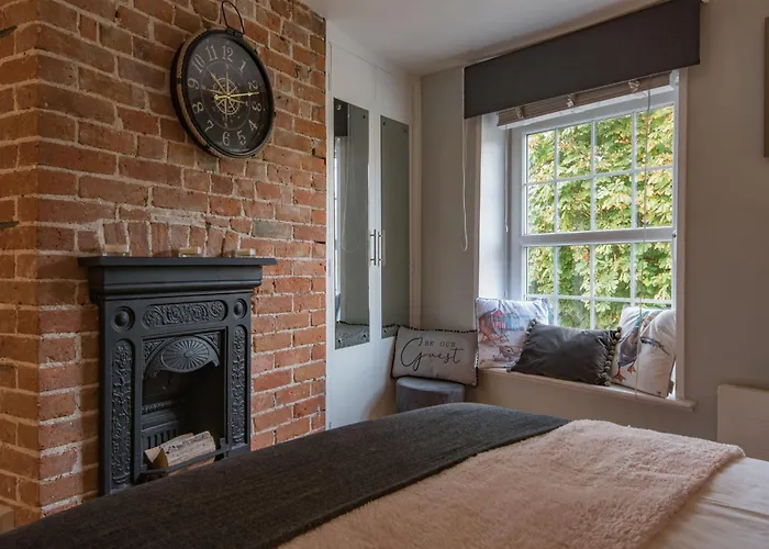 Cow And Cockle - Quirky Cottage In The Centre Of Deal