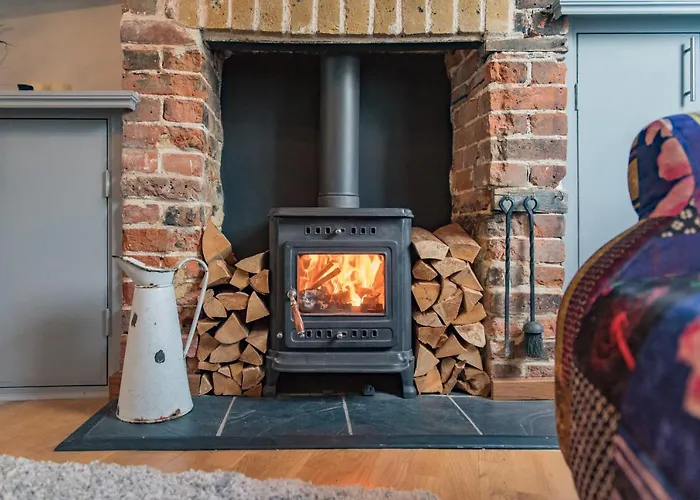 Cow And Cockle - Quirky Cottage In The Centre Of Deal